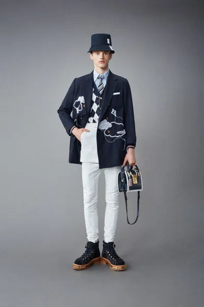 Look 27